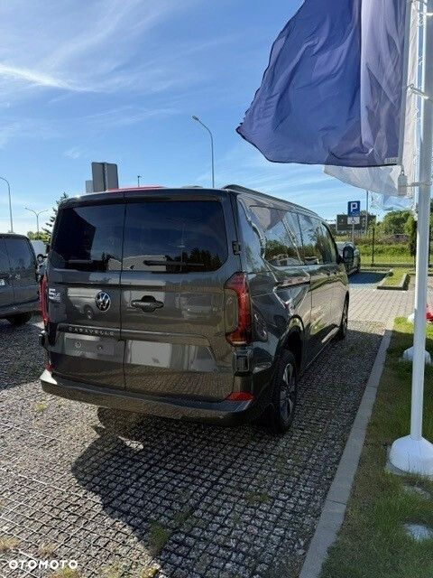 Volkswagen Caravelle - 3