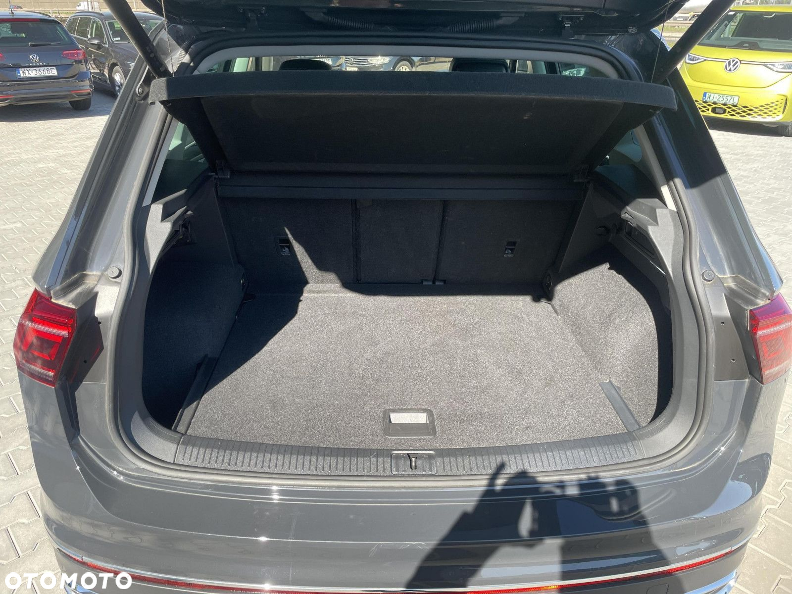 Volkswagen Tiguan - 21