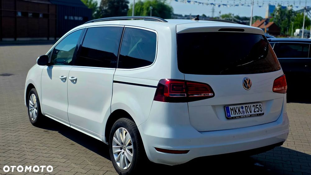 Volkswagen Sharan 2.0 TDI Highline DSG - 14