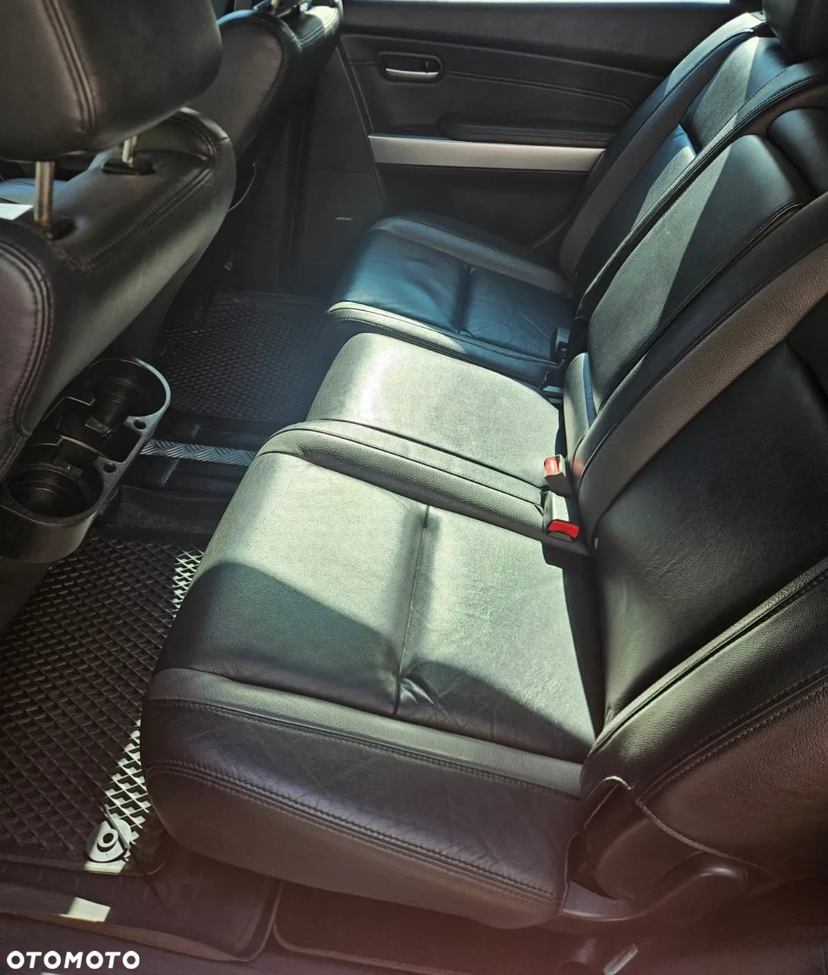 Mazda CX-9 3.7 V6 - 24