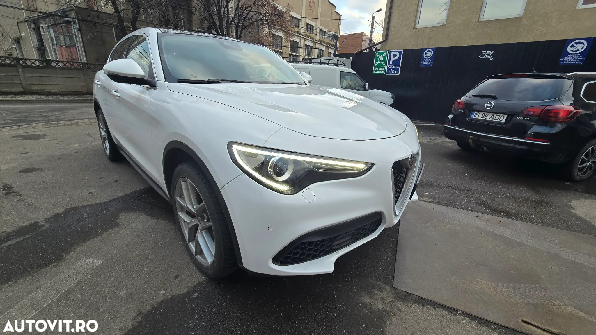 Alfa Romeo Stelvio 2.0 Turbo AWD AT8 First Edition - 6