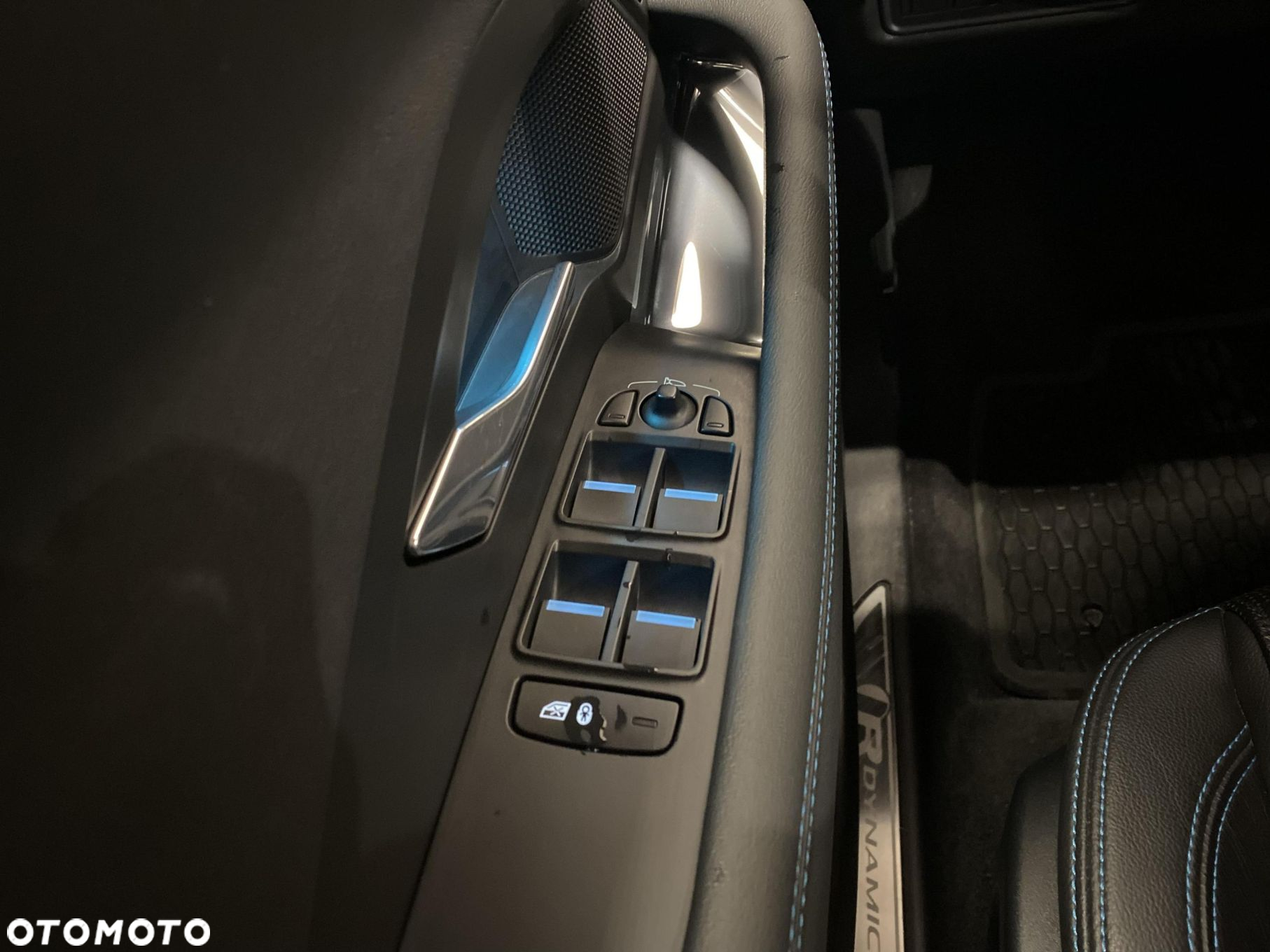 Jaguar E-Pace 2.0 i4P AWD R-Dynamic HSE - 20