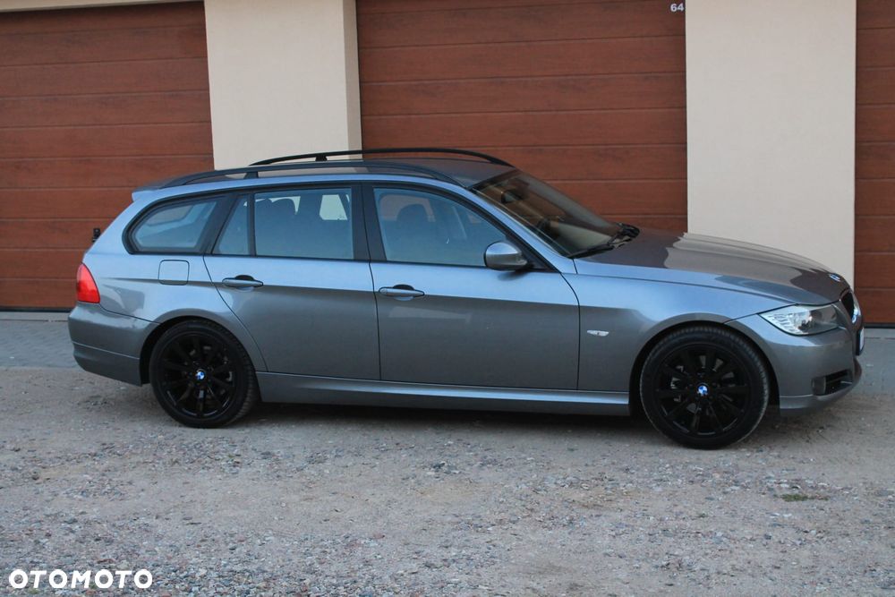 BMW Seria 3 318d DPF Edition Exclusive - 12