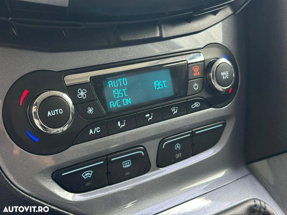 Ford Focus - 7
