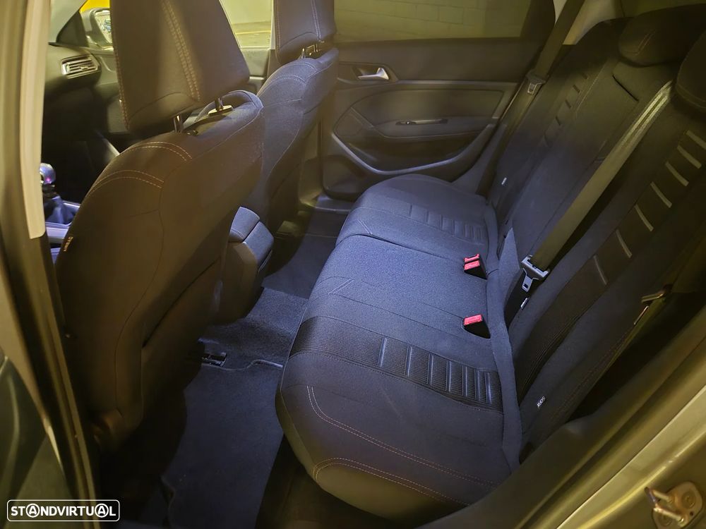 Peugeot 308 SW e-HDi 115 Stop & Start Allure - 26