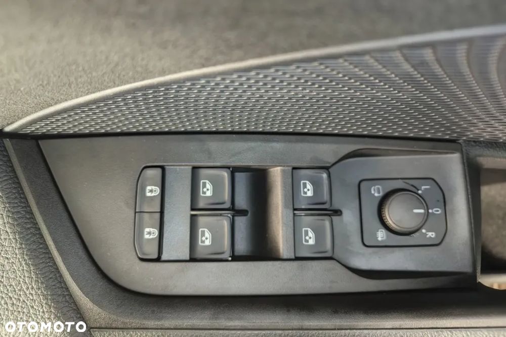 Skoda Octavia 1.5 TSI mHEV Drive Selection DSG - 23