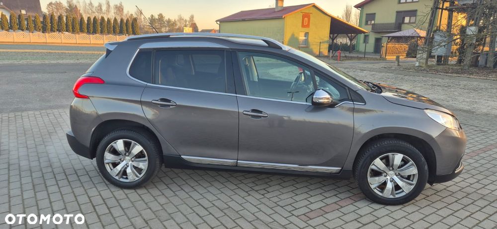 Peugeot 2008 e-HDi FAP 115 STOP & START Allure - 3