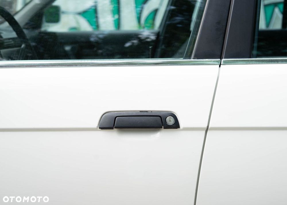 BMW Seria 5 520i - 7