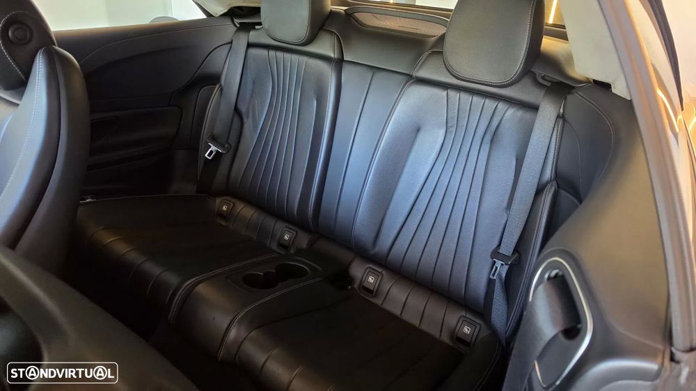 Mercedes-Benz E 220 d Cabrio 9G-Tronic AMG Line - 51