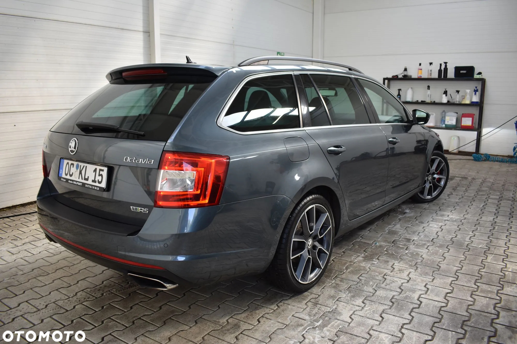Skoda Octavia Combi 2.0 TSI (Green tec) RS - 12