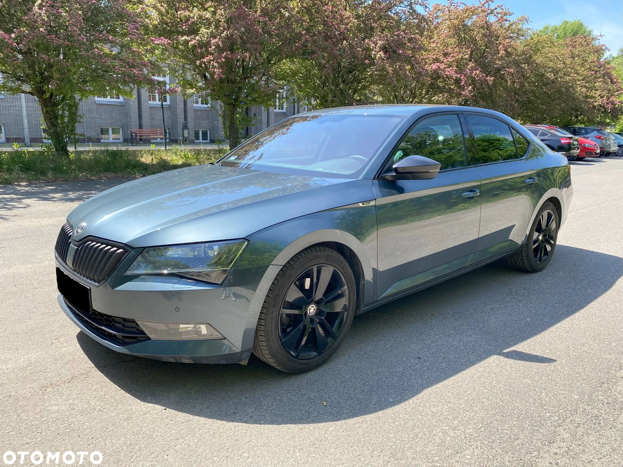 Skoda Superb 2.0 TDI Sportline - 1