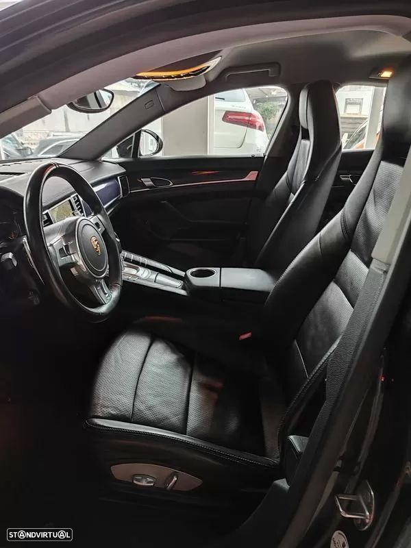 Porsche Panamera Platinum Edition - 5