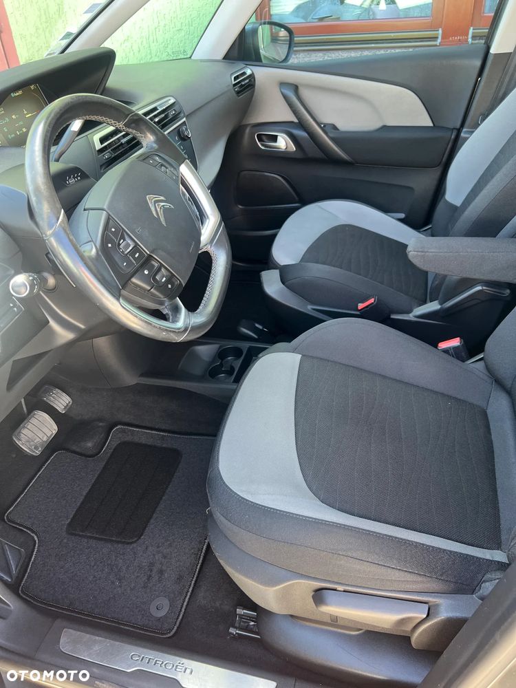 Citroën C4 Grand Picasso - 10