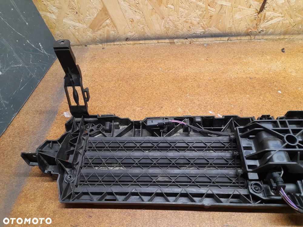 Audi A4 B9 KIEROWNICA POWIETRZA ŻALUZJA 8W0971277 8W0807771F - 2