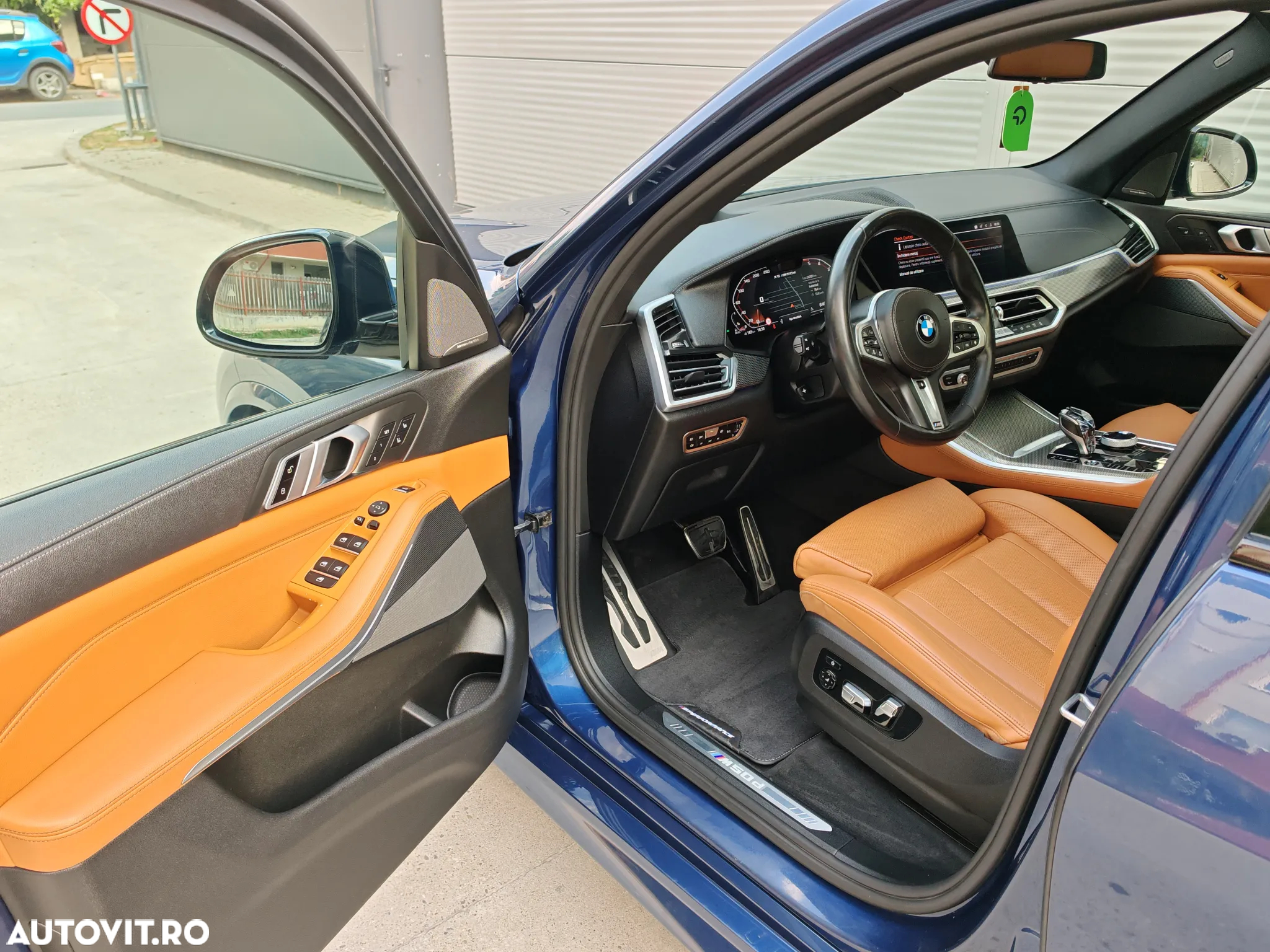 BMW X5 M M50d - 11