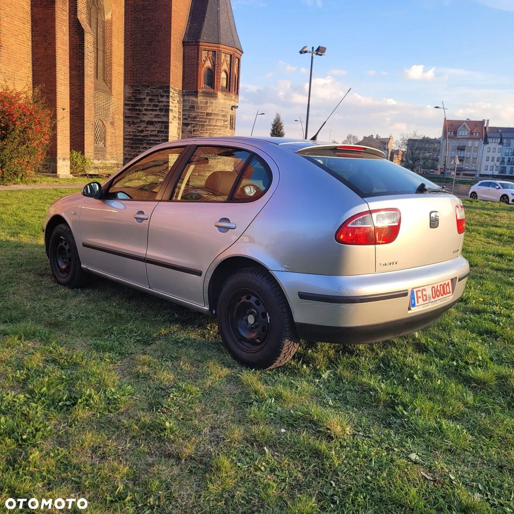 Seat Leon 1.6 Signo - 8