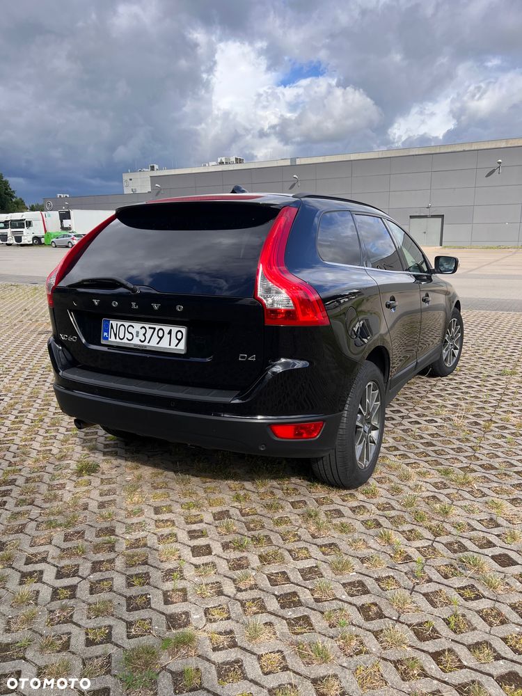 Volvo XC 60 D3 Momentum - 3