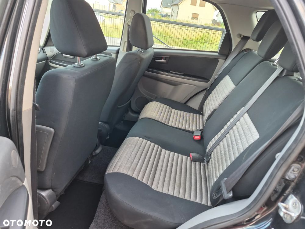 Suzuki SX4 1.6 VVT 4x4 Comfort - 11
