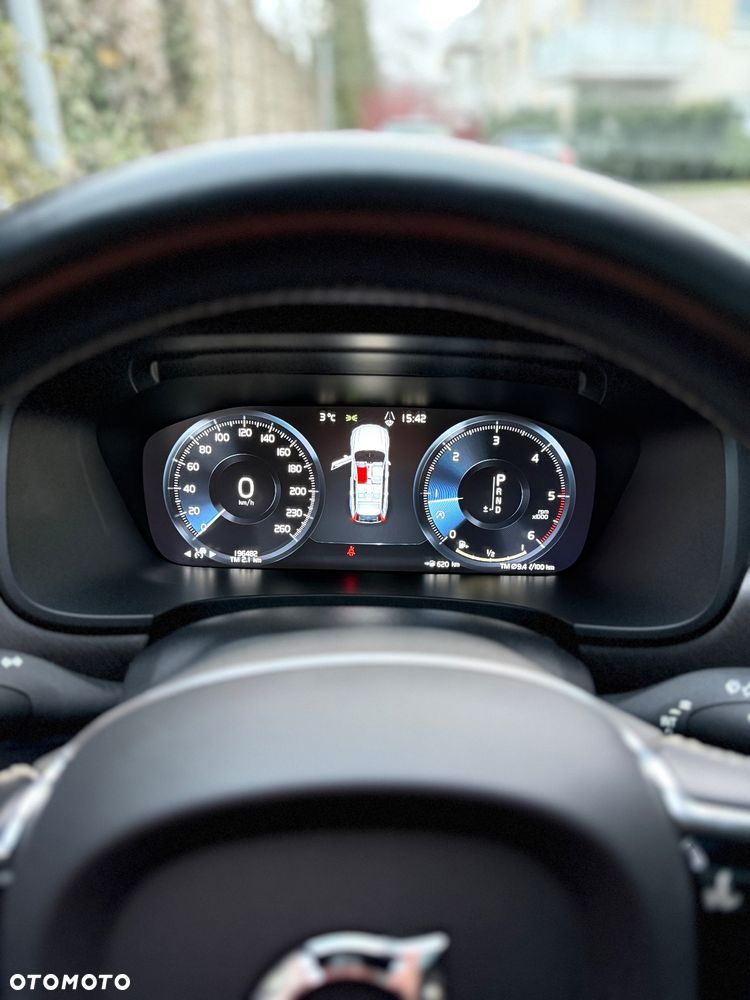 Volvo V90 D5 SCR AWD Momentum Pro - 13