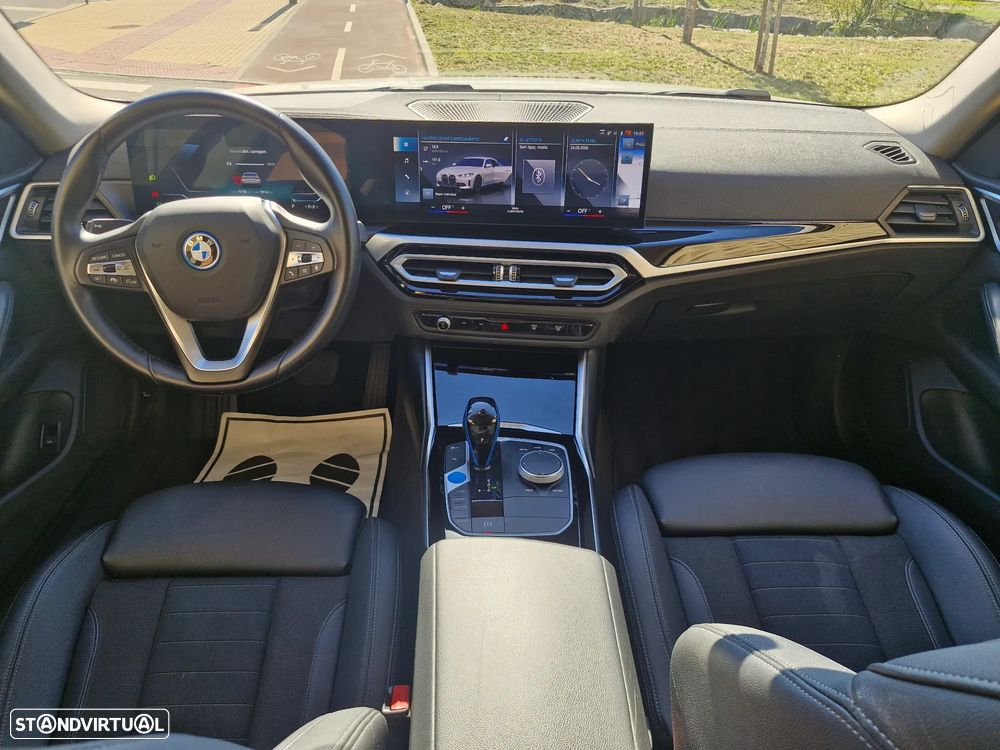 BMW i4 - 13