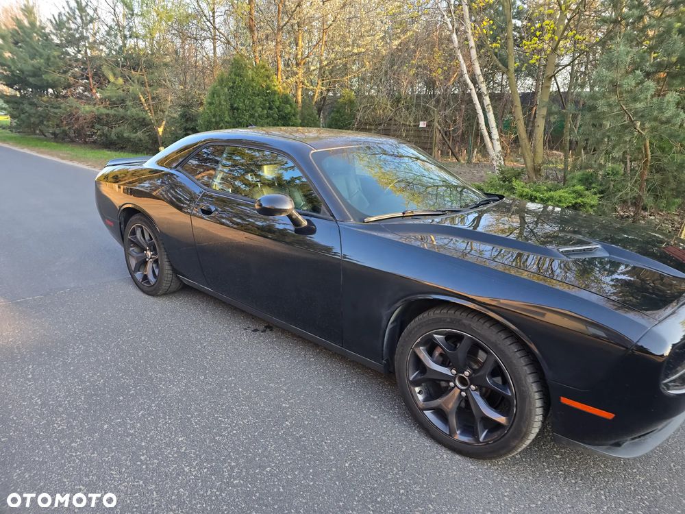 Dodge Challenger 3.6 SXT Plus - 8