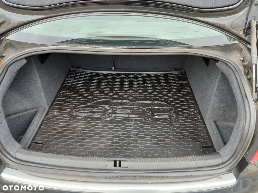 Audi A4 Limousine - 18