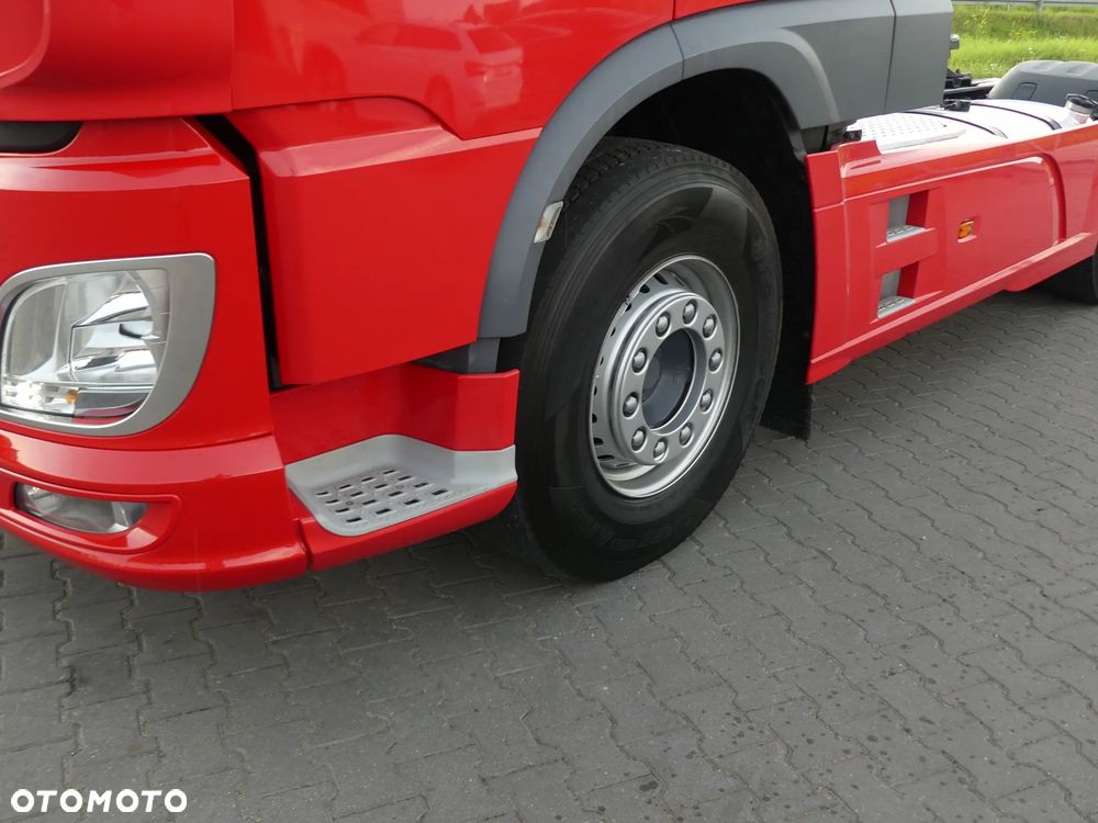 DAF XF 106.530 / RETARDER / PRZEBIEG 240 TYS KM !!! / HYDRAULIKA DWU OBWODOWA / - 17
