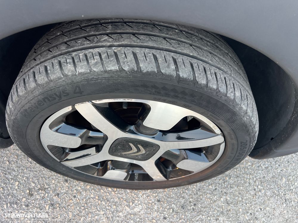 Citroën C4 Cactus 1.2 PureTech Shine Pack - 27