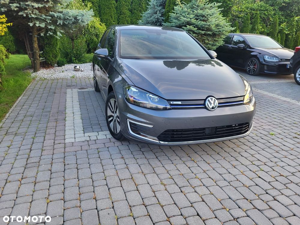 Volkswagen Golf e-Golf - 2