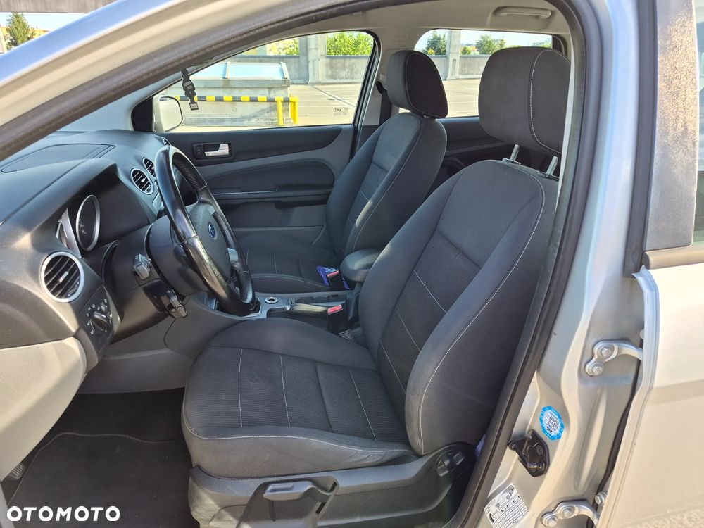 Ford Focus - 9