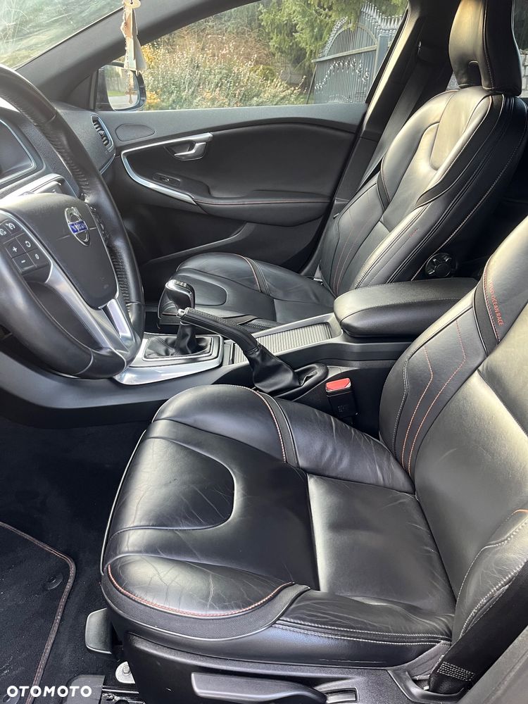 Volvo V40 D2 Ocean Race - 16