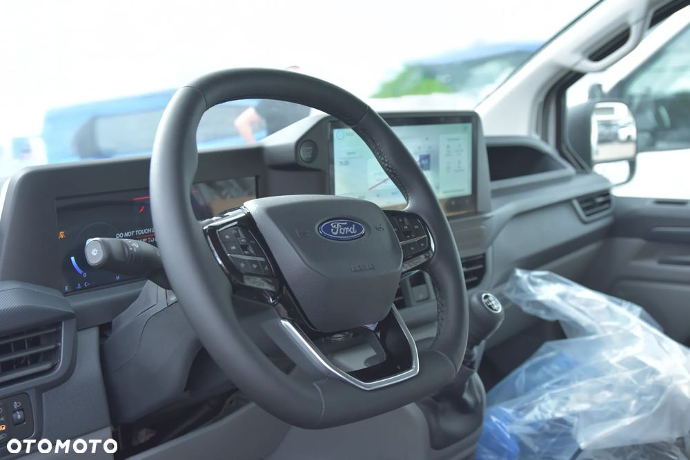 Ford TRANSIT CUSTOM 2.0 EcoBlue 136KM M6 FWD VAN TREND 320 L2 - 15