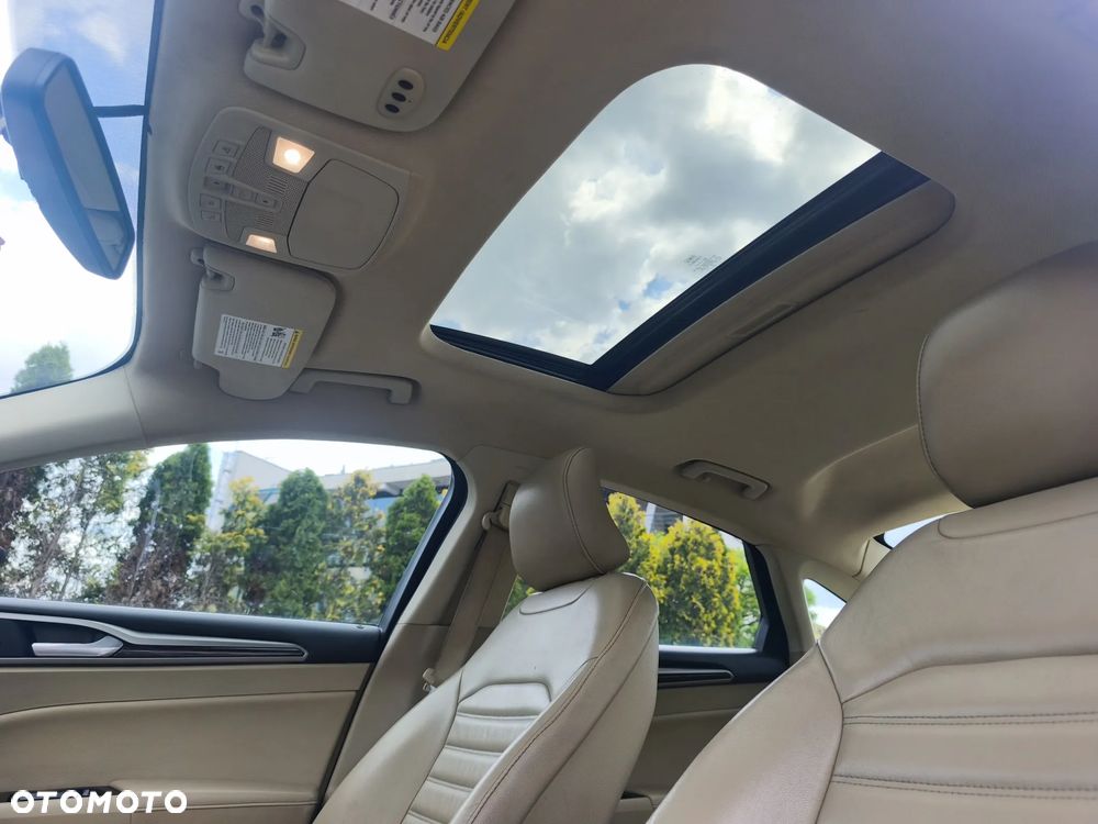 Ford Fusion - 23