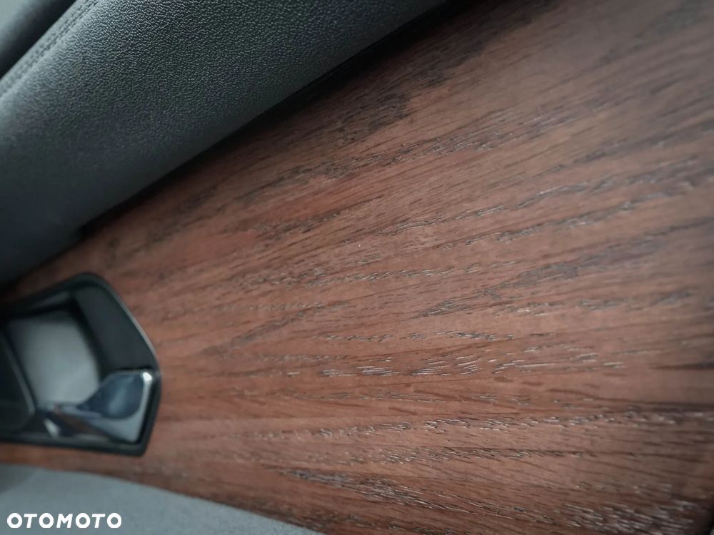 Land Rover Discovery Sport - 29