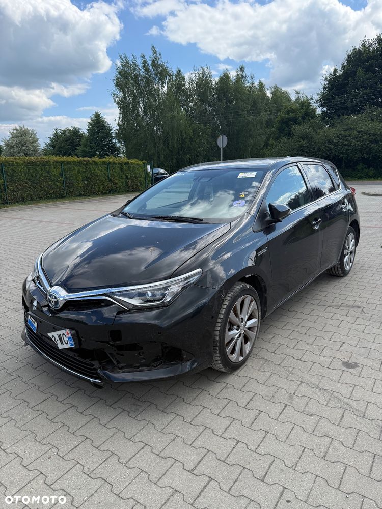 Toyota Auris - 1