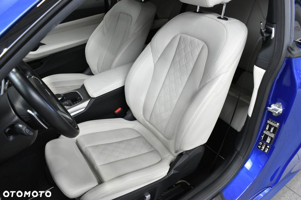 BMW Seria 4 - 12