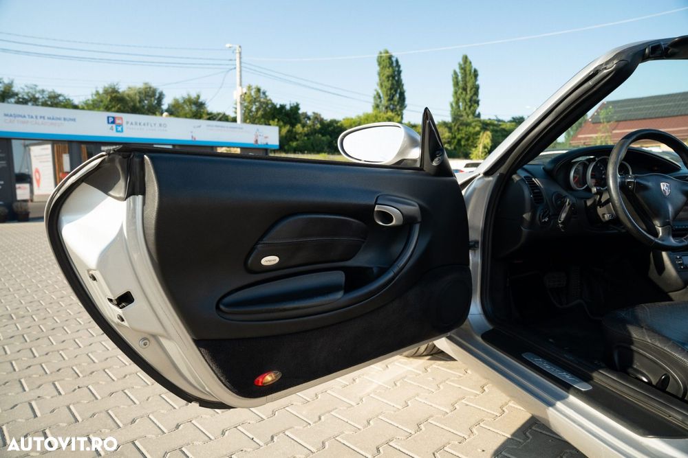 Porsche Boxster - 13