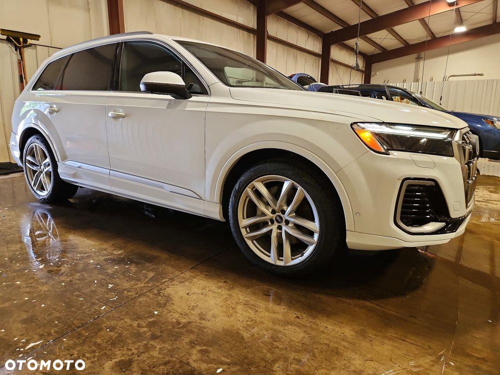 Audi Q7 3.0 TFSI Quattro Tiptronic - 5