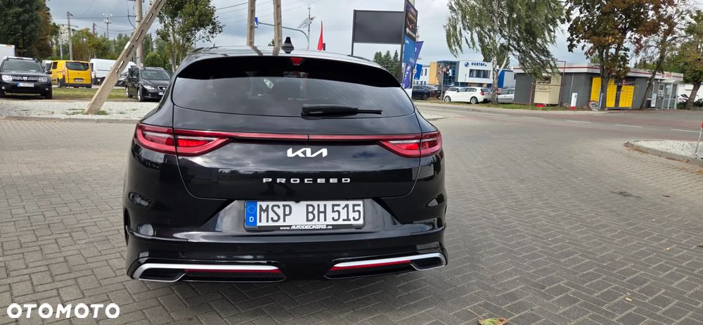 Kia ProCeed 1.5 T-GDI DCT7 OPF GT LINE - 13