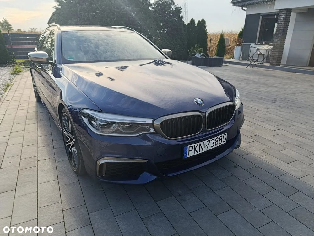 BMW Seria 5 M550d xDrive Touring - 13