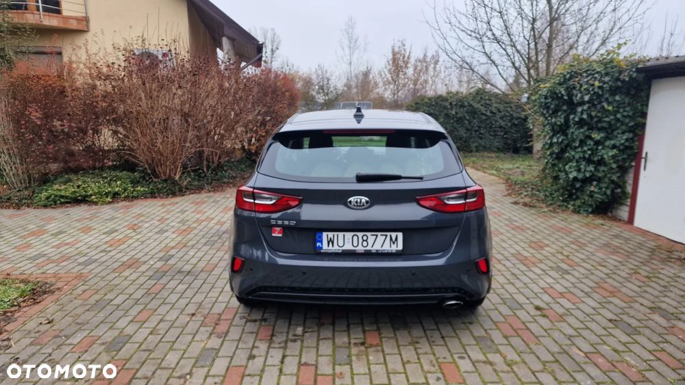 Kia Ceed - 5