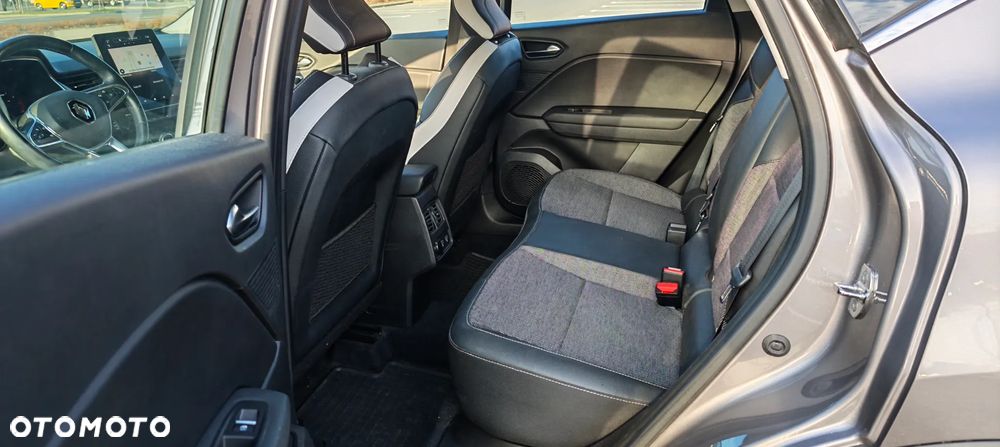 Renault Captur TCe Mild Hybrid 140 TECHNO - 10