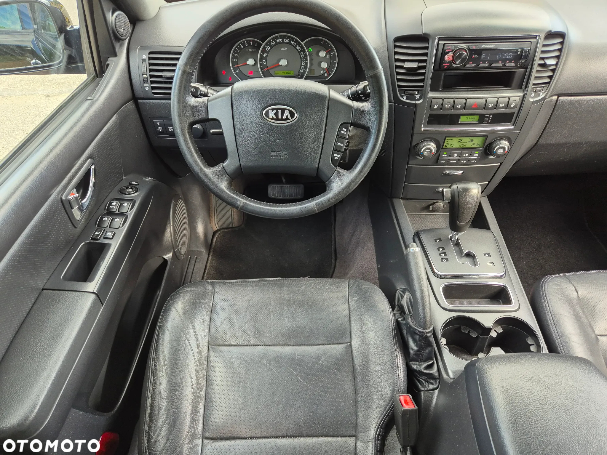 Kia Sorento 3.3 V6 EX - 34