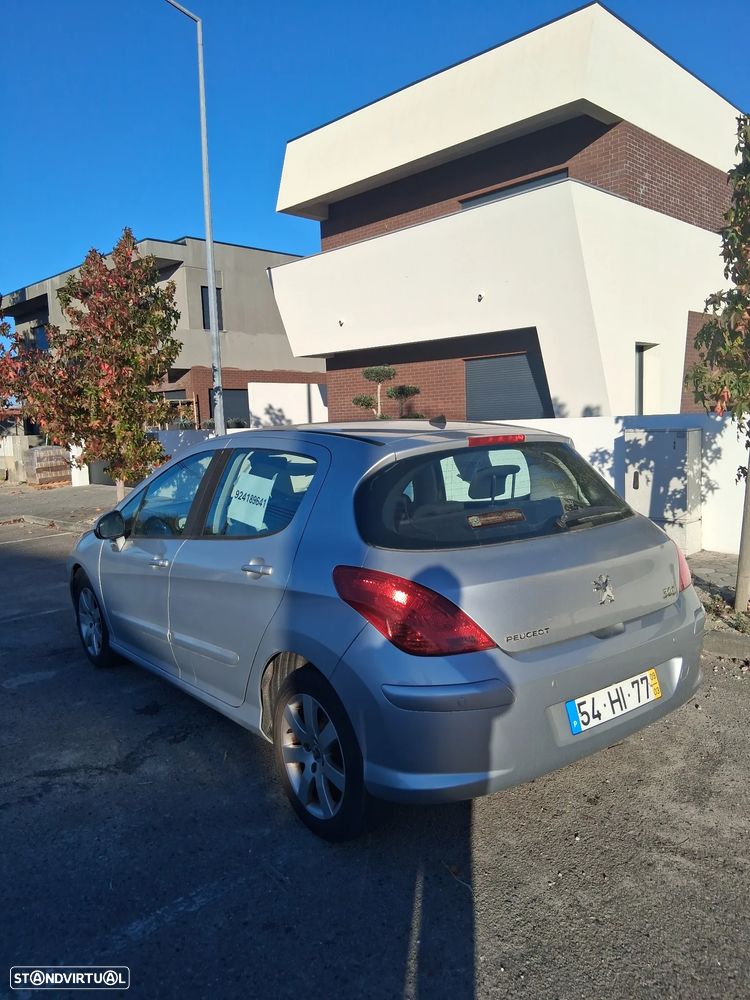 Peugeot 308 - 7