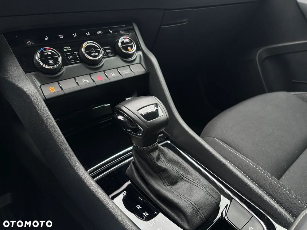Skoda Karoq 1.5 TSI ACT Selection DSG - 9