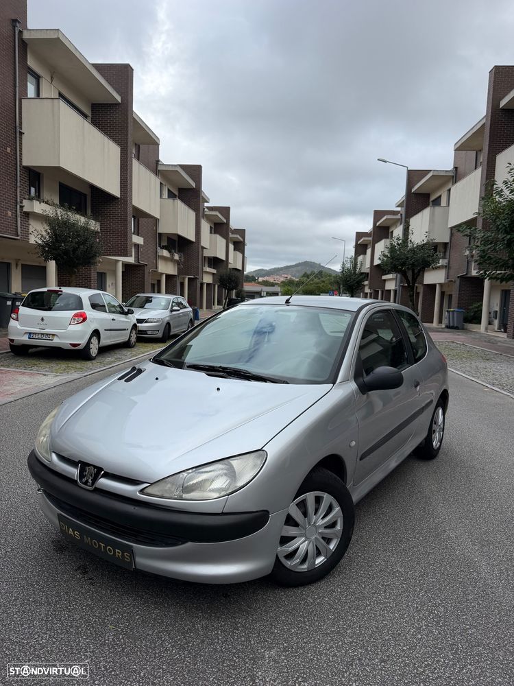 Peugeot 206 1.1 XR Présence - 3