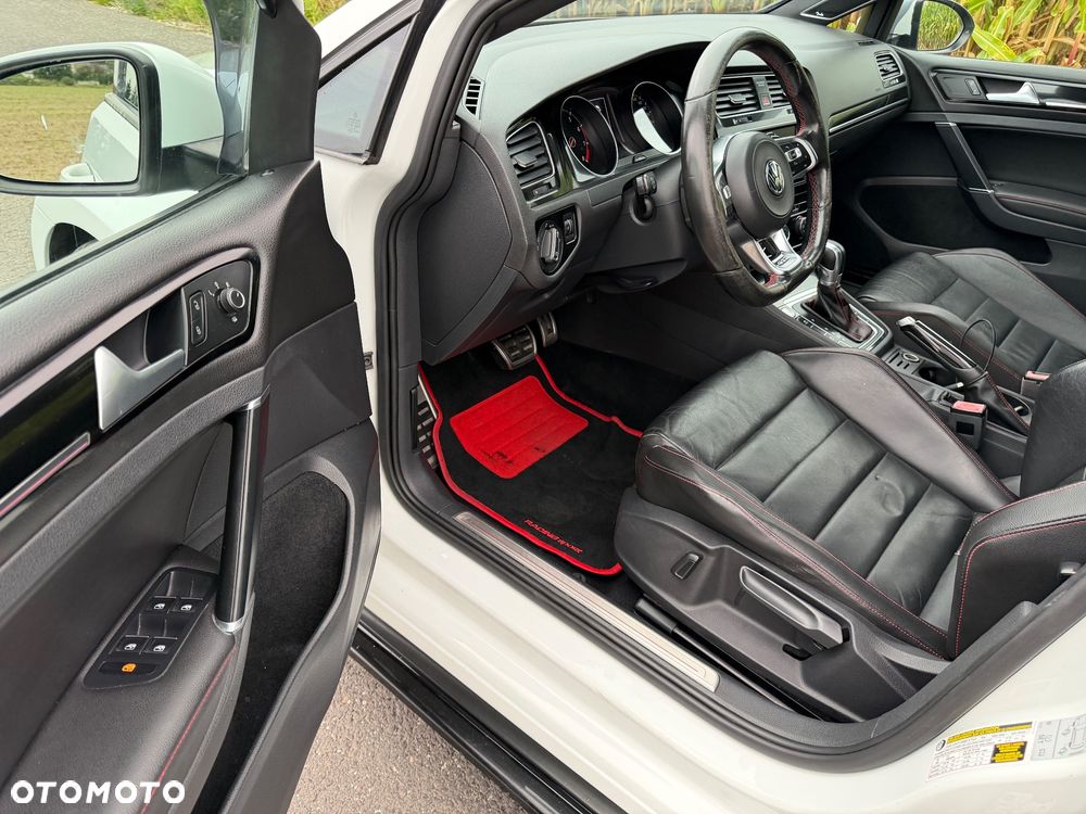 Volkswagen Golf GTI BlueMotion Technology DSG - 21