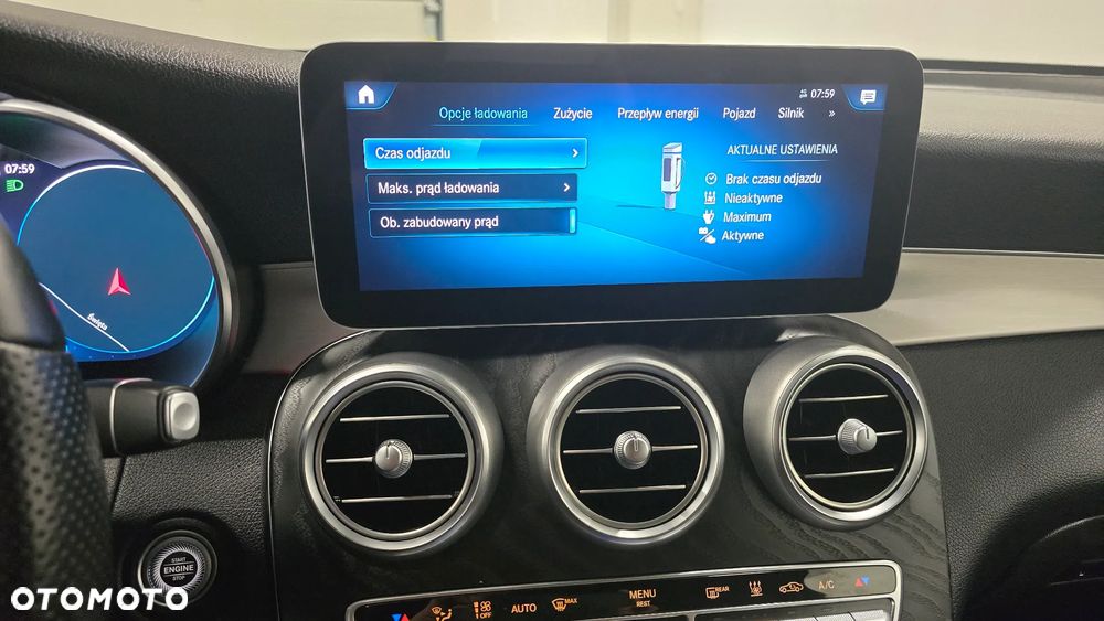 Mercedes-Benz GLC 300 de 4Matic 9G-TRONIC AMG Line Plus - 25