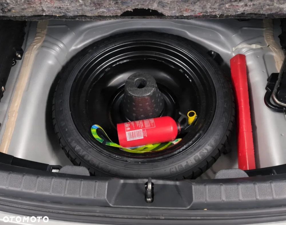 Toyota Yaris Hybrid 1.5 Executive - 14