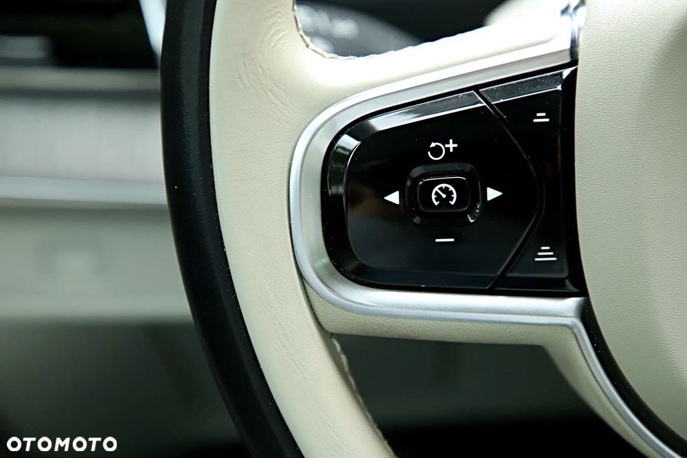 Volvo XC 90 B5 D AWD Ultimate Bright 7os - 15